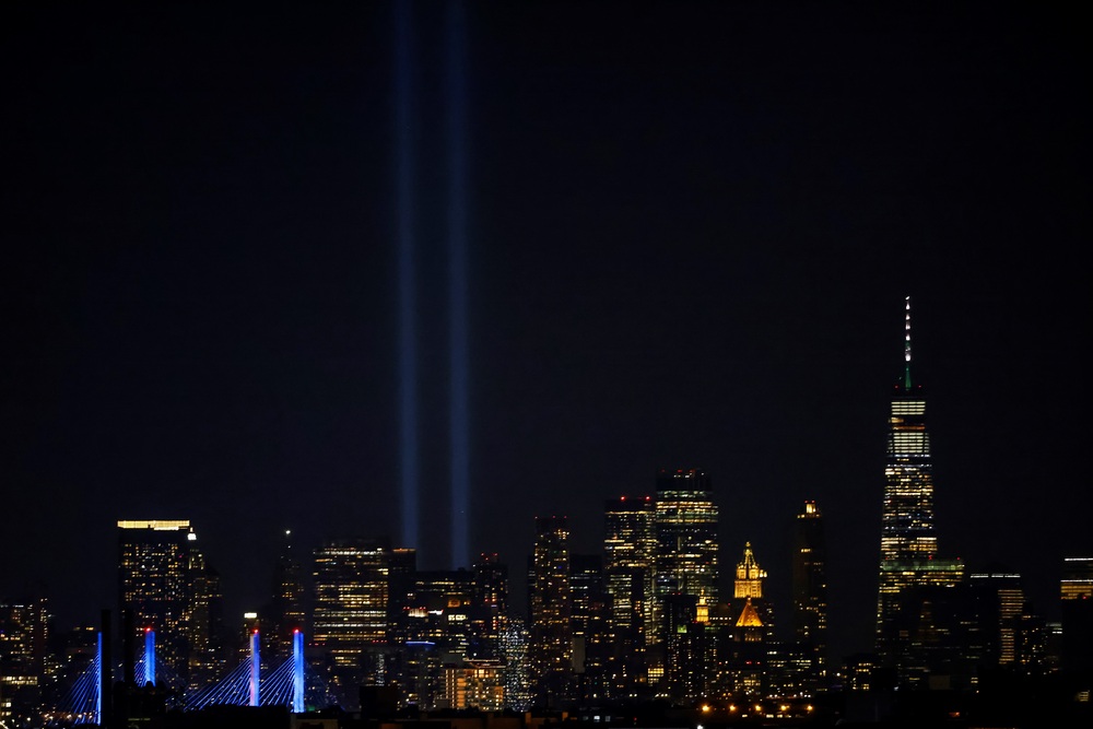 Víspera del aniversario del 11S, en Nueva York  / JASON SZENES