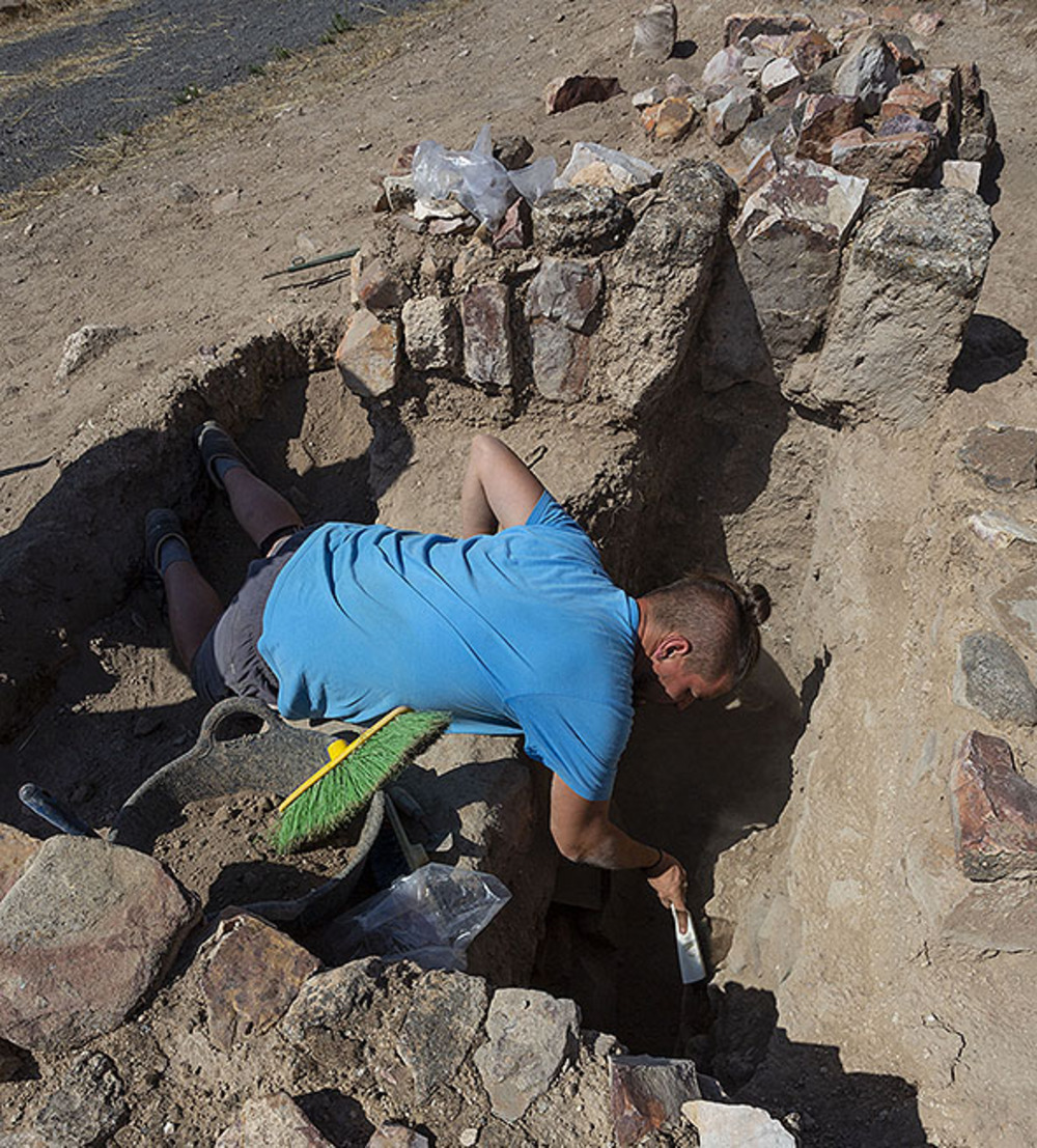 La tumba doble descubierta este año en el yacimiento almohade de Alarcos.