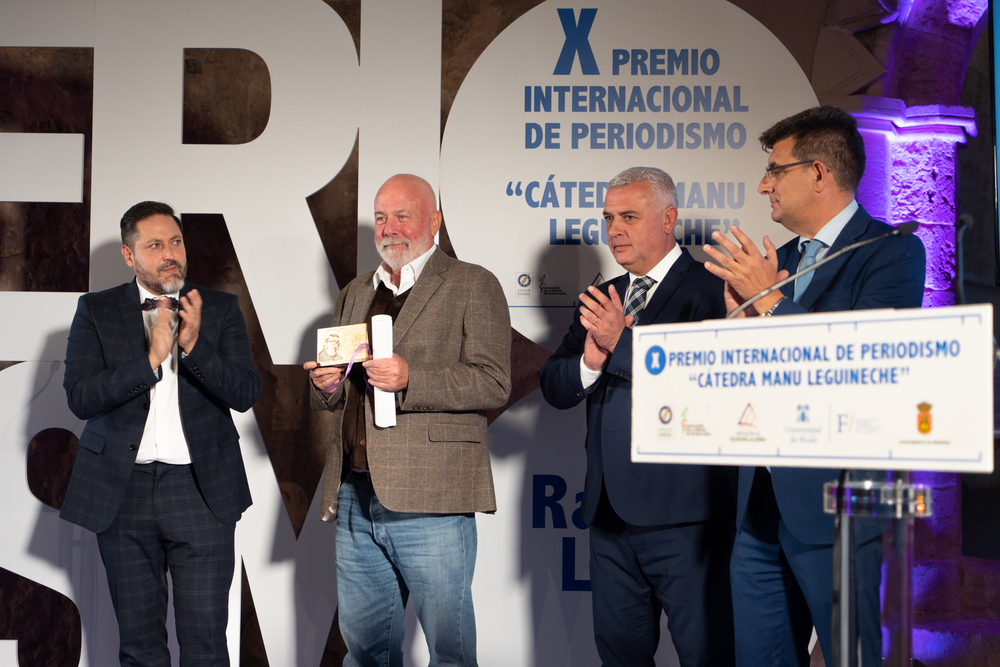 Ramón Lobo es el ganador de la X edición del Premio Cátedra Manu Leguineche.