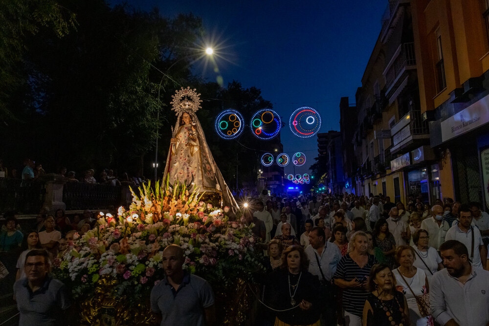 Imagen del traslado de la Virgen de la Antigua de Guadalajara desde su santuario a la iglesia de San Francisco en El Fuerte.