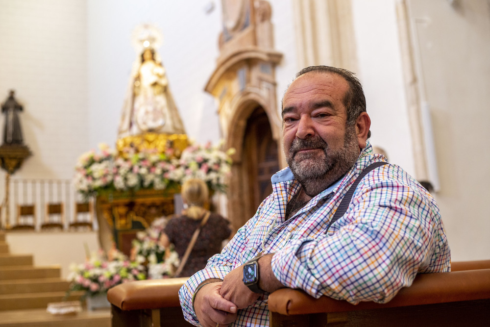 Emilio Vega Ruiz está al frente de la Cofradía de la Virgen de la Antigua desde 1998.