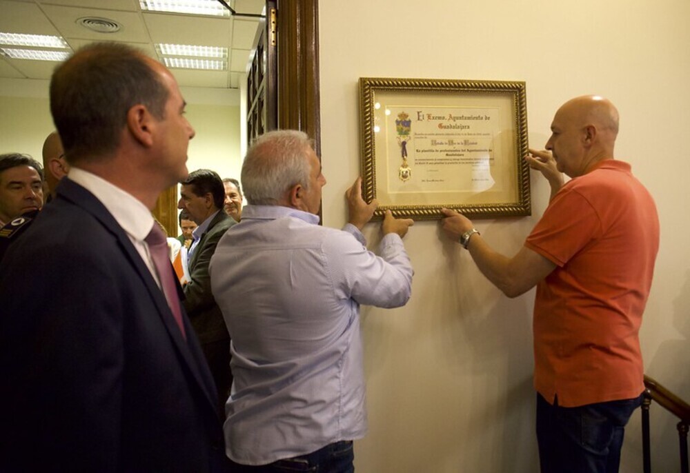 Imágenes del acto de inauguración del renovado Salón de Plenos del Ayuntamiento de Guadalajara.