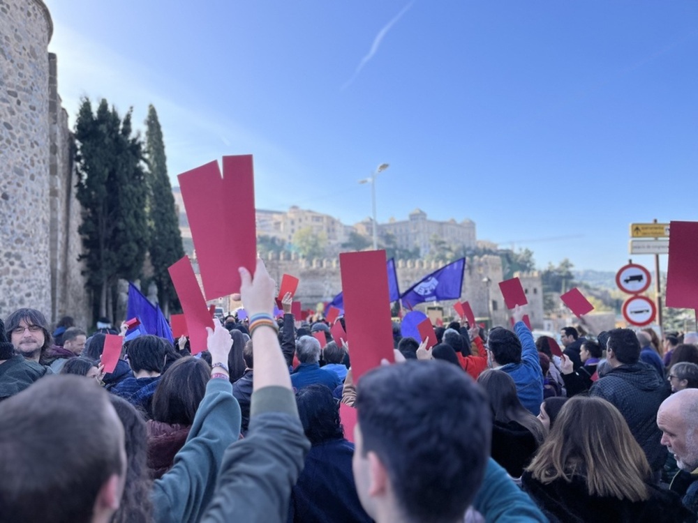 Imágenes de las manifestaciones contra la violencia machista en diferentes puntos de Castilla-La Mancha