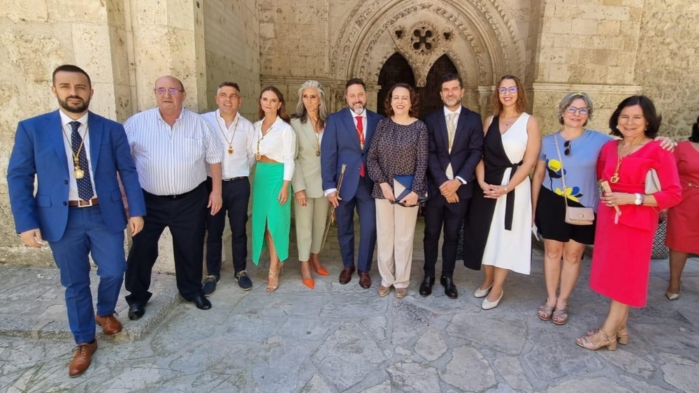 Sara Simón y otros representantes políticos estuvieron presentes en la celebración religiosa de ayer en Brihuega.