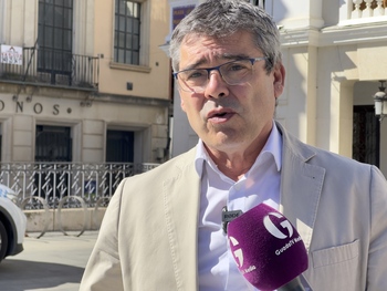 PSOE denuncia la 'parálisis' de Guarinos en materia de empleo