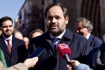 Nuñéz acusa al PSOE de aprovechar el 'ruido' para subir la luz
