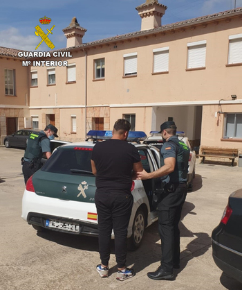 La Guardia Civil logra tres detenidos por robo en Cifuentes