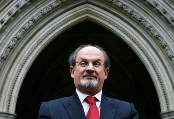Irán niega cualquier relación con el ataque a Rushdie