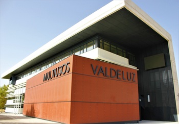 El equipamiento nacional del edificio multiusos de Valdeluz
