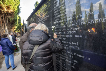 El PCE denuncia el «estado lamentable» del Memorial