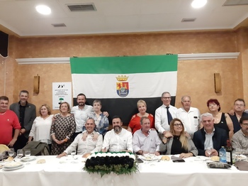 Felicitan a la Casa Regional de Extremadura en Azuqueca