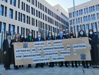La huelga de los LAJ suspende 20 juicios y 27 actuaciones
