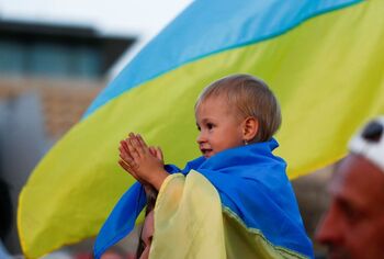 Ucrania eleva a 341 las muertes de niños durante la invasión