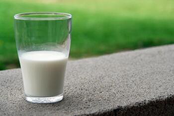 Los jóvenes beben 20 litros de leche menos en 2021 que la media