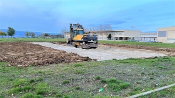 Inician las obras de la nueva pista polideportiva de El Casar