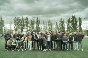 Homenaje a los fundadores de la Escuela de Fútbol de Azuqueca