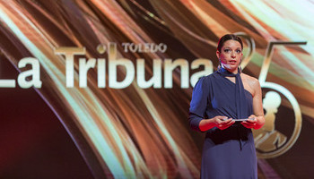La periodista Almudena Morales, premio Luisa Alberca Lorente