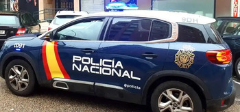 Los vehículos de la Policía Nacional, en estado 