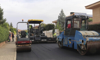Comienzan los trabajos de asfaltado en 41 calles de Cabanillas
