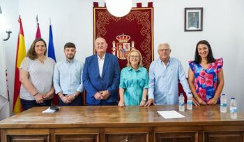 Montserrat Rivas toma posesión como alcaldesa de Fuentenovilla