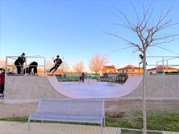 El Skatepark del paseo del Calvario de El Casar ya está listo
