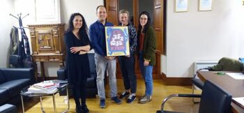 Una joven asturiana gana el concurso de carteles del Maratón