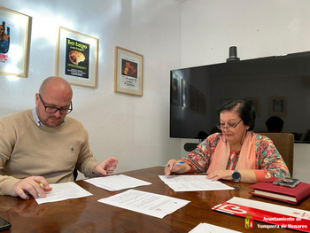 Yunquera firma un convenio de colaboración con Cáritas