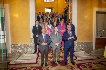 Vega asume su segundo mandato al frente de la Diputación