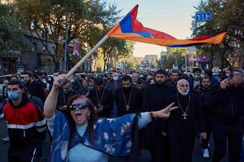 Más de 80 detenidos en las protestas contra el Gobierno armenio