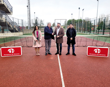 Azuqueca renueva la colaboración con el Club de Tenis