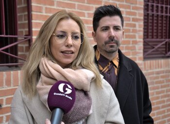 PSOE pide a Guarinos que rompa con Vox por sus declaraciones