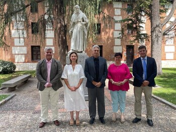 La alcaldesa de Guadalajara se reúne con el rector de la UAH