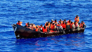 Mueren 41 migrantes en un naufragio en Lampedusa