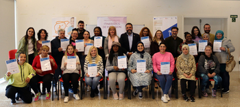 Azuqueca entrega los diplomas del curso Competencias digitales