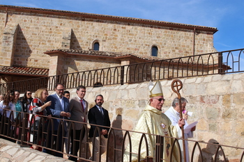 La parroquia de San Diego de Alcalá procesionó por Aguas Vivas