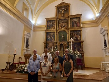 Inauguran la restauración del retablo mayor de Escariche