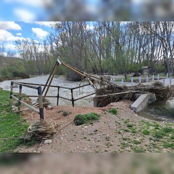 La crecida del río Henares provoca daños en Jadraque