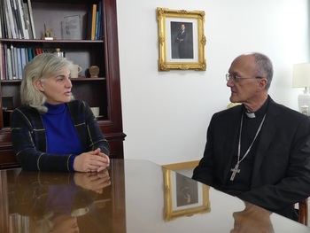 La subdelegada del Gobierno se reúne con el nuevo obispo
