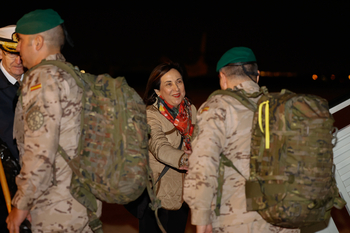 Robles recibe a los más de 130 soldados de la UE en Malí