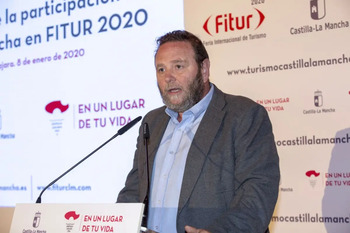 Pajares, reelegido presidente de la Federación de Turismo