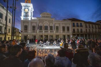 Música y 193 velas recordaron a las víctimas del 11M