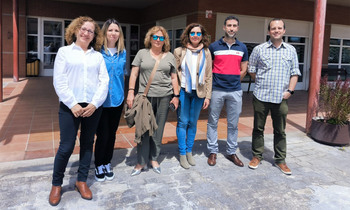 Carmen Gil visita el Centro de Mayores de Cabanillas