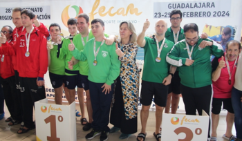 Guarinos clausura el Campeonato Regional de Natación