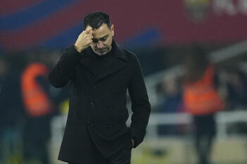 Xavi anuncia su salida del Barcelona al finalizar la temporada